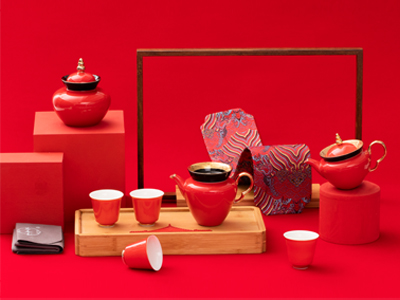 送領(lǐng)導(dǎo)送客戶的高檔會議禮品套裝推薦。