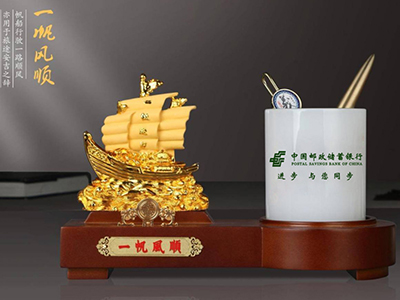 高檔的商務擺件不會選？看看這些驚人的設計。