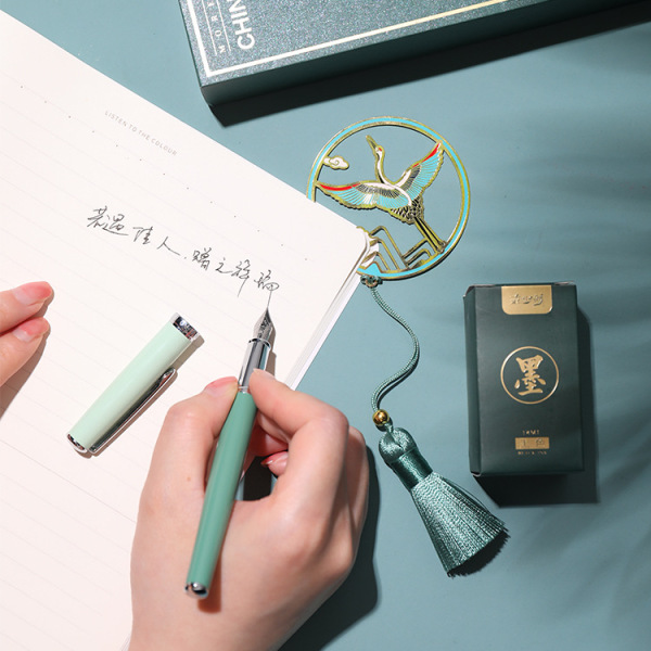 中國(guó)風(fēng)禮品商務(wù)禮盒套裝 鋼筆+書(shū)簽+墨水 商務(wù)禮品定制