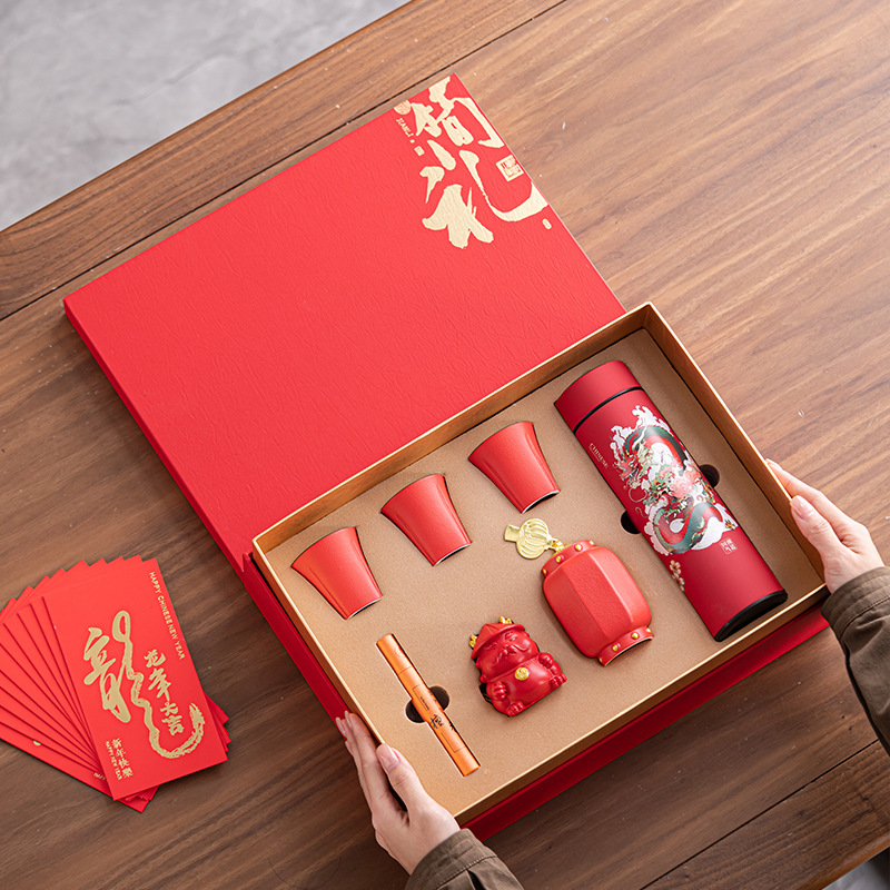 龍年開門紅商務(wù)禮盒|新年國潮禮品