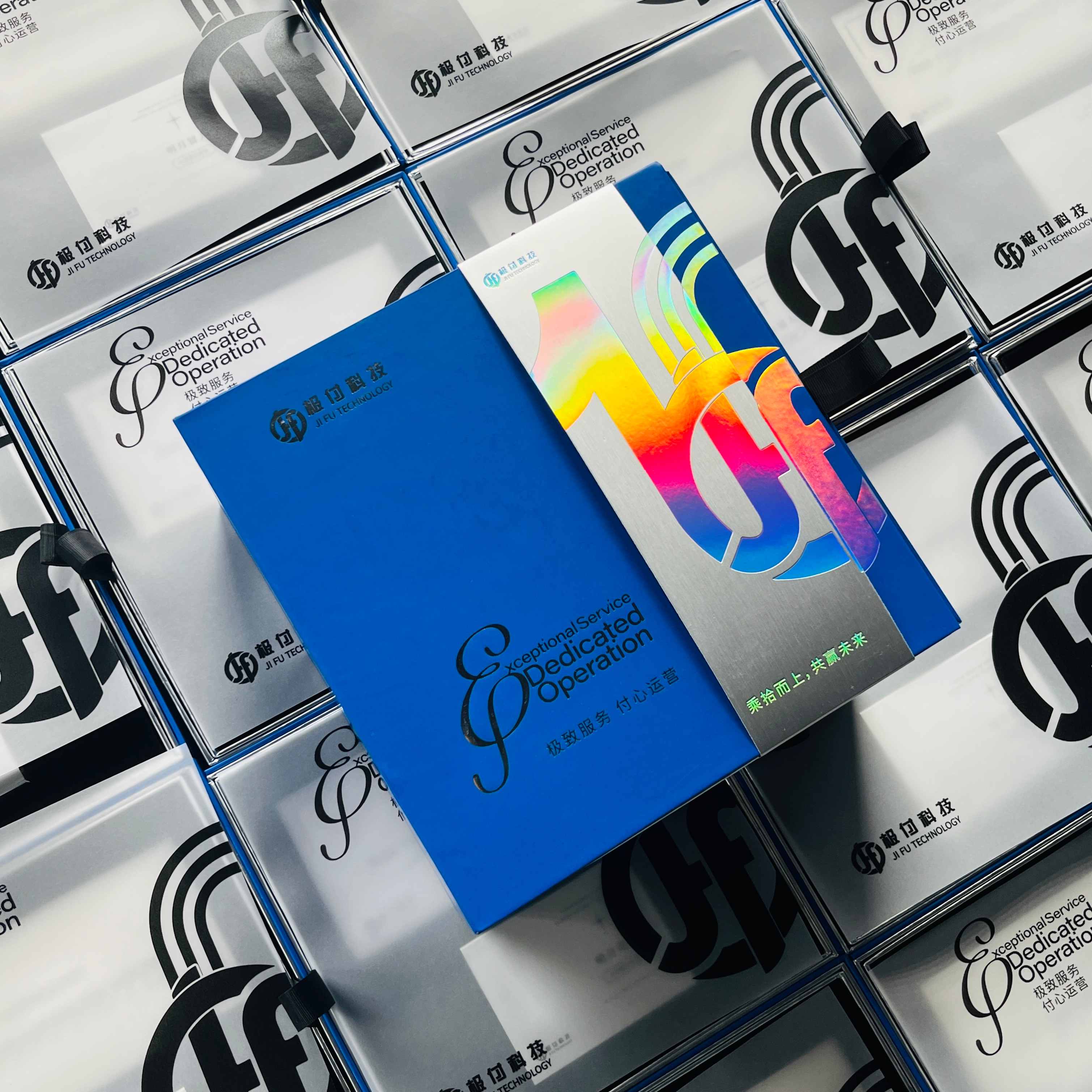2024-12-31_17.21.21_阿喵啊_好酷啊_科技公司都這樣送客戶(hù)伴手禮了嗎_1_副本